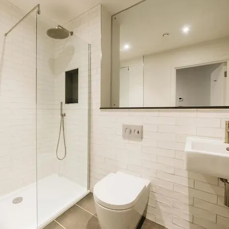 Oculus House - Luxe Riverside 2-bed - Next To Harbour & Cafes Lägenhet Bristol